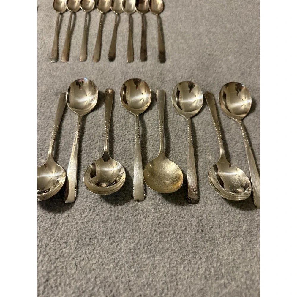 VTG WM A Rogers A1 Plus Oneida Ltd 1932 Nuart Silver Plate Flatware 48 Pc Patina